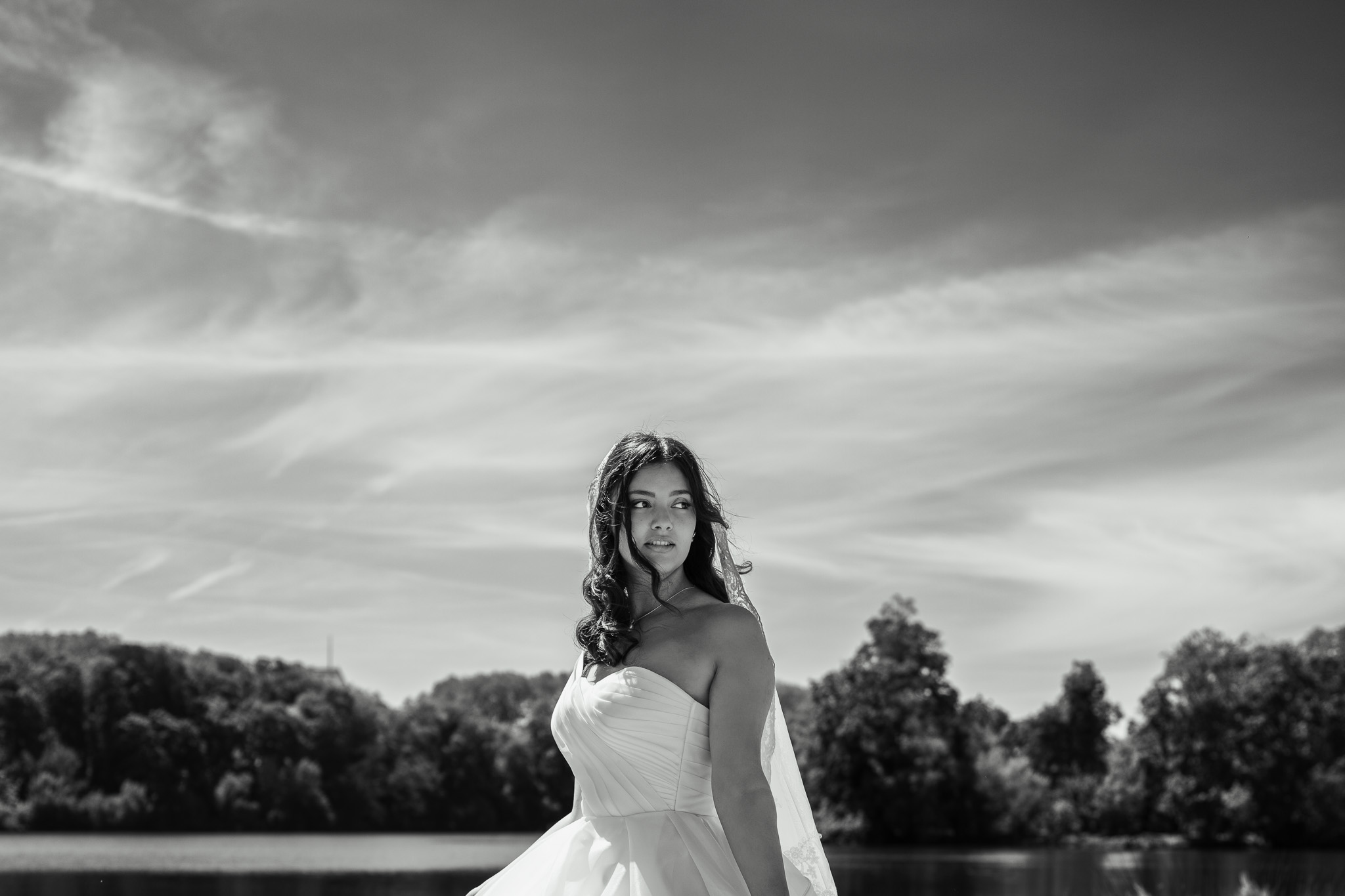 Mariage élégant et lumineux